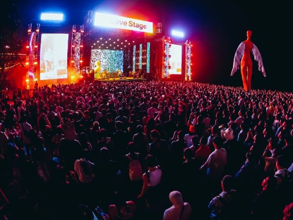 2023深圳草莓音樂節(jié)燈光租賃舞臺(tái)搭建服務(wù)成功案例