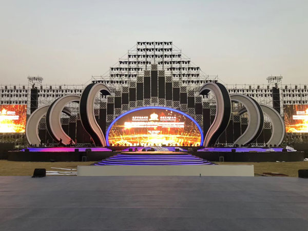 音響租賃價(jià)格哪家低？還需考慮以下兩點(diǎn)。