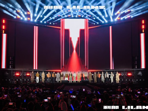 炫彩寧波，專業舞美，鑫禾打造震撼跨年舞臺