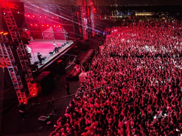 音樂節倍增化演出，鑫禾舞美告訴用戶應做好一點便位居鰲頭