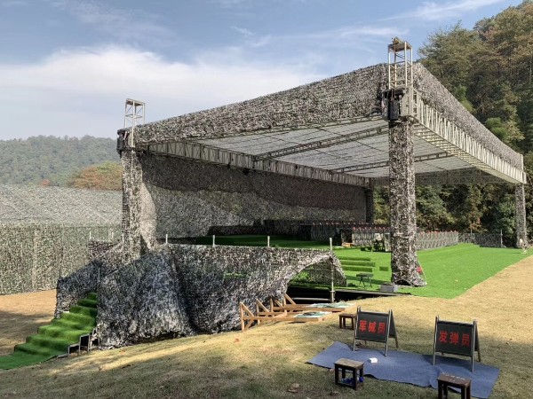 為什么要選擇鑫禾舞美租桁架