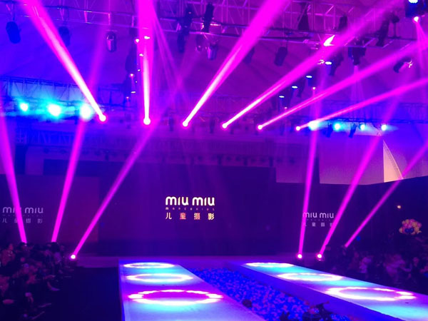 鑫禾舞美告訴你舞臺燈光桁架的適用類型