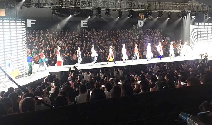 唐獅2018夏季新品服飾發(fā)布會舞臺租賃案例