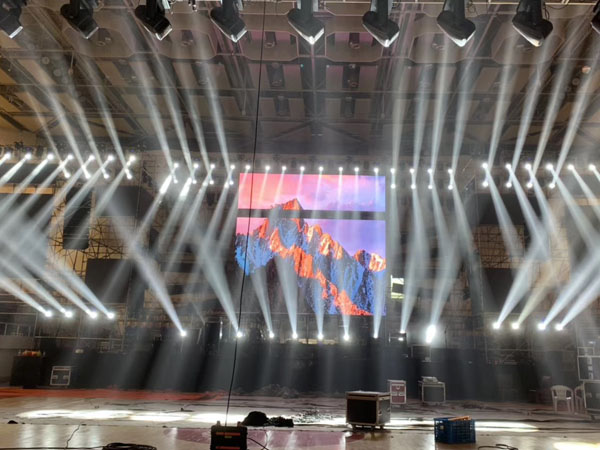 舞臺燈光租賃行業具備哪幾點方有競爭優勢