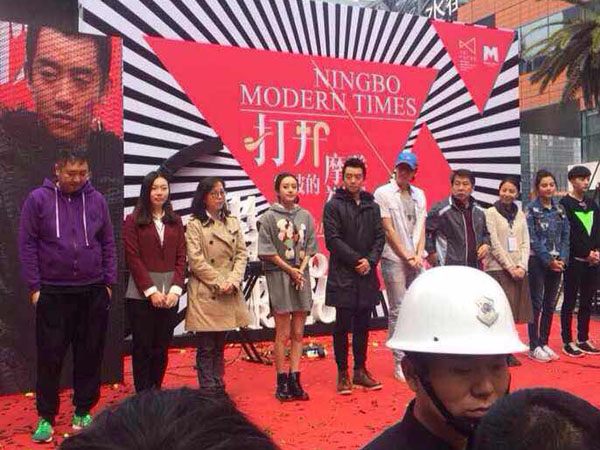 舞臺搭建公司大型戶外演出安防工作很重要。