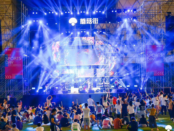 為什么大家都會(huì)選擇燈光租賃服務(wù)