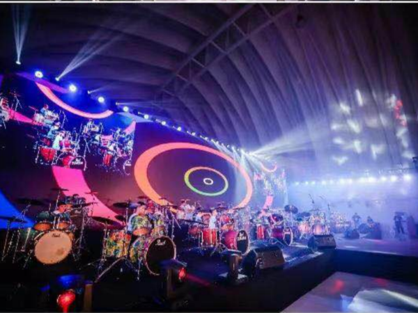 寧波珍珠鼓俱樂部舞臺燈光租賃案例