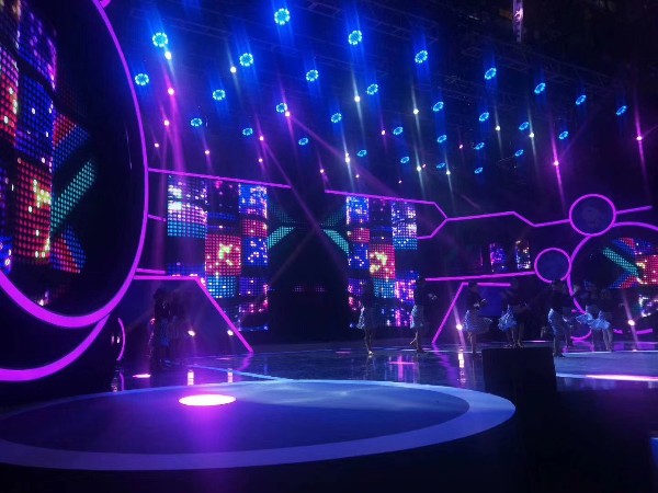 大舞臺租賃燈光音響設備的作用